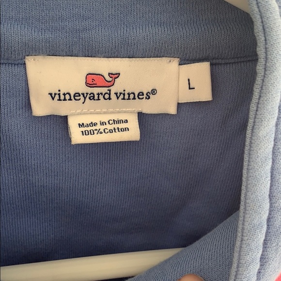 Excellent condition Vineyard Vines Shep shirt - Picture 3 of 3